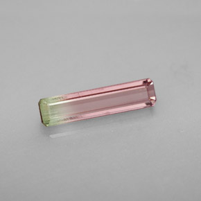 Tourmaline multicolore naturelle taille émeraude, 1,60 ct, VS