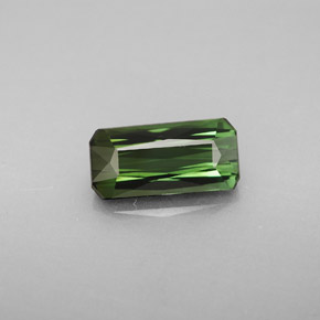 Tourmaline vert naturelle taille émeraude, 2,05 ct, VVS