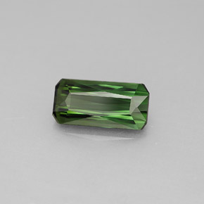 Tourmaline vert naturelle taille émeraude, 2,05 ct, VVS