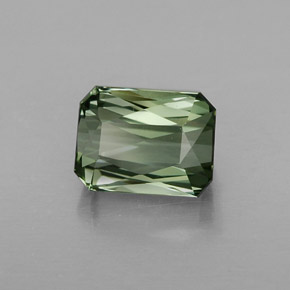 Tourmaline vert naturelle taille émeraude, 1,88 ct, VVS