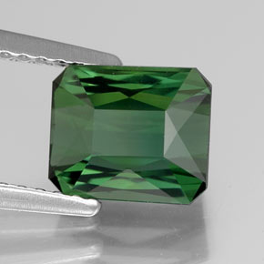 Tourmaline vert naturelle taille émeraude, 1,86 ct, VVS
