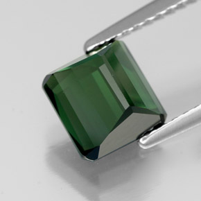 Tourmaline vert naturelle taille émeraude, 2,08 ct, VVS