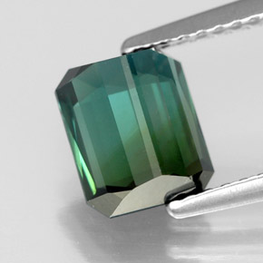 Tourmaline vert naturelle taille émeraude, 1,88 ct, VVS