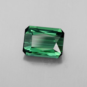 Tourmaline vert naturelle taille émeraude, 1,51 ct, VVS
