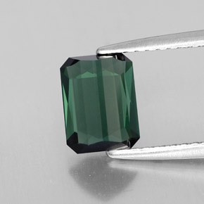 Tourmaline vert naturelle taille émeraude, 1,51 ct, VVS