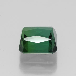 Tourmaline vert naturelle taille émeraude, 1,76 ct, VVS-VS