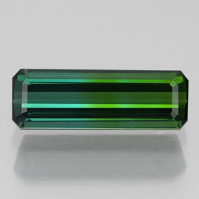 Tourmaline vert naturelle taille émeraude, 3,21 ct, VVS