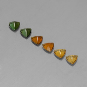 Achetez naturel ct multicolore tourmaline gems, trillion, en provenance mozambique chez gemselect. en stock, livraison internationale!