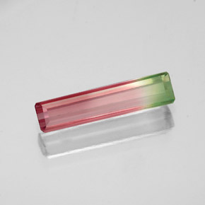 Tourmaline multicolore naturelle taille émeraude, 0,81 ct, VS