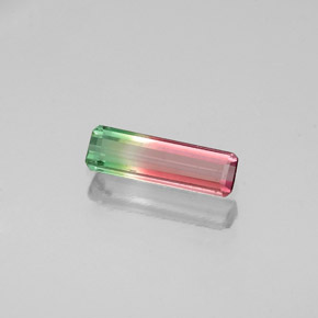 Tourmaline multicolore naturelle taille émeraude, 0,35 ct, VS