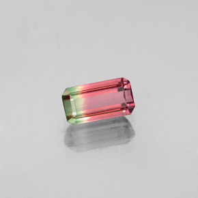 Tourmaline multicolore naturelle taille émeraude, 0,68 ct, VS