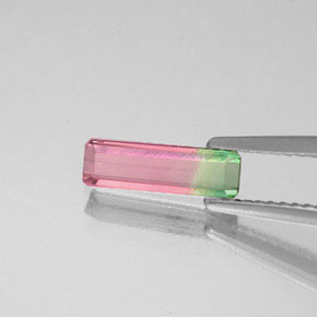 Tourmaline bicolore naturelle taille émeraude, 0,74 ct, VS-SI