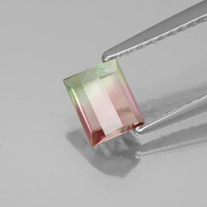 Tourmaline multicolore naturelle baguette, 0,69 ct, VS