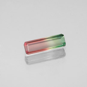 Tourmaline multicolore naturelle taille émeraude, 0,52 ct, VS