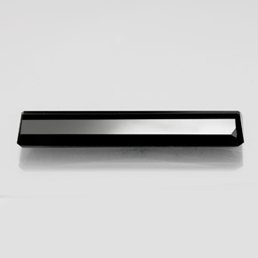 Tourmaline noir naturelle taille émeraude, 22,19 ct, opaque
