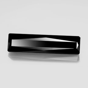 Tourmaline noir naturelle taille émeraude, 21,37 ct, opaque