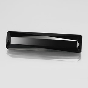 Tourmaline noir naturelle taille émeraude, 23,81 ct, opaque