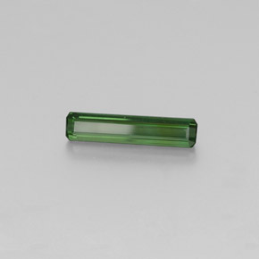Tourmaline vert naturelle taille émeraude, 1,74 ct, VS