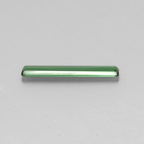 Tourmaline vert naturelle taille émeraude, 1,51 ct, VS