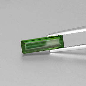 Tourmaline vert naturelle taille émeraude, 1,60 ct, VVS