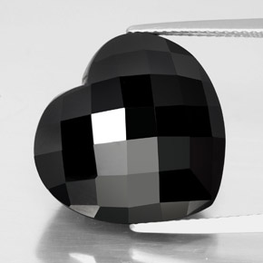 Tourmaline noir naturelle forme de coeur, 25,72 ct, opaque