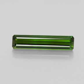 Tourmaline Vert moyen-foncé naturelle Taille émeraude, 2.22 ct, VVS-VS