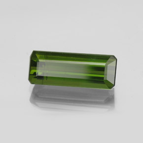 Tourmaline Vert terreux naturelle Taille émeraude, 2,22 ct, VS-SI