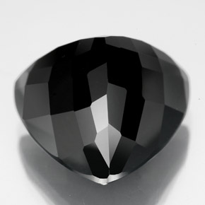 Tourmaline noir naturelle trillion, 16,90 ct, opaque