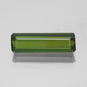 Tourmaline vert naturelle taille émeraude, 2,02 ct, VVS