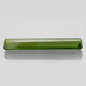 Tourmaline Vert foncé naturelle Taille émeraude, 2.70 ct, VVS-VS