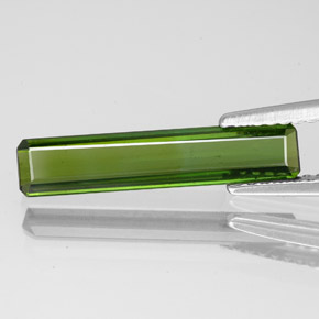 Tourmaline vert naturelle taille émeraude, 1,51 ct, VS