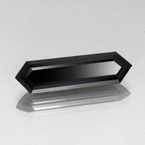 Tourmaline noir naturelle forme fantaisie, 10,00 ct, opaque