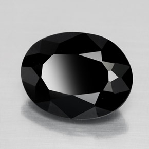 Tourmaline noir naturelle coupe ovale, 4,48 ct, opaque
