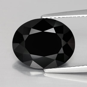 Tourmaline noir naturelle coupe ovale, 4,31 ct, opaque