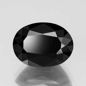 Tourmaline noir naturelle coupe ovale, 3,69 ct, opaque
