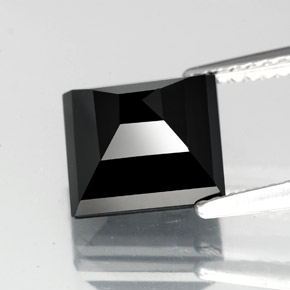 Tourmaline noir naturelle carré, 3,31 ct, opaque