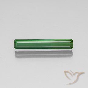 2.51ct Naturel Vert moyen Tourmaline, Taille émeraude, VVS