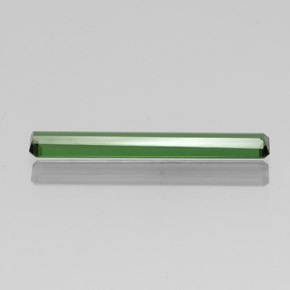 Tourmaline vert moyen naturelle taille émeraude, 1,75 ct, VVS-VS