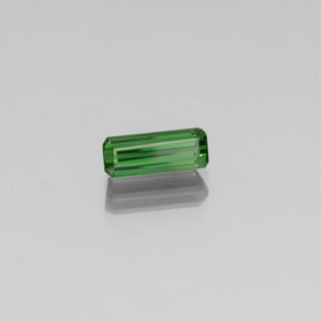 Tourmaline Vert naturelle Taille émeraude, 1.03 ct, VS