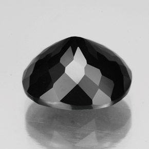 Tourmaline noir naturelle coupe ovale, 6,92 ct, opaque