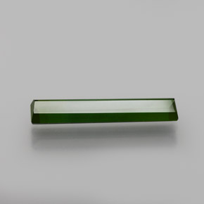 Tourmaline Vert foncé terreux naturelle Taille émeraude, 1.27 ct, VVS-VS