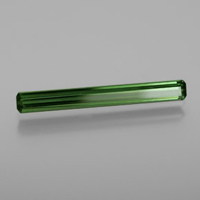 Tourmaline Vert foncé naturelle Taille émeraude, 1.13 ct, VS-SI