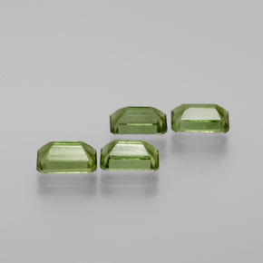 Achetez naturel 2.32ct Forêt verte Tourmaline gems, Taille émeraude, En provenance Mozambique chez GemSelect. En stock, livraison internationale!