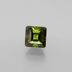 Tourmaline vert brunâtre naturelle taille émeraude, 1,45 ct, VS