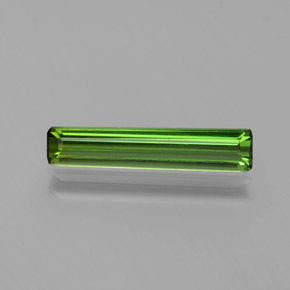 Tourmaline Vert foncé naturelle Taille émeraude, 1.24 ct, VVS-VS