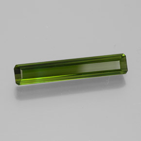 Tourmaline vert foncé naturelle taille émeraude, 1,25 ct, VVS-VS