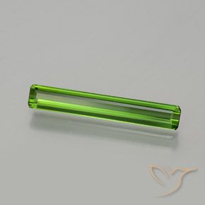 Tourmaline Vert moyen naturelle Octogone / coupe Émeraude, 1.24 ct, VVS-VS