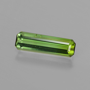 Tourmaline vert vif naturelle taille émeraude, 1,13 ct, VS