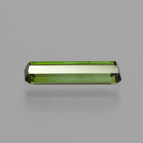 Tourmaline vert vif naturelle taille émeraude, 1,13 ct, VS