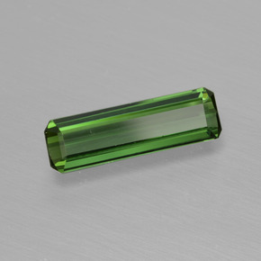 Tourmaline Forêt verte naturelle Taille émeraude, 0.94 ct, VVS-VS